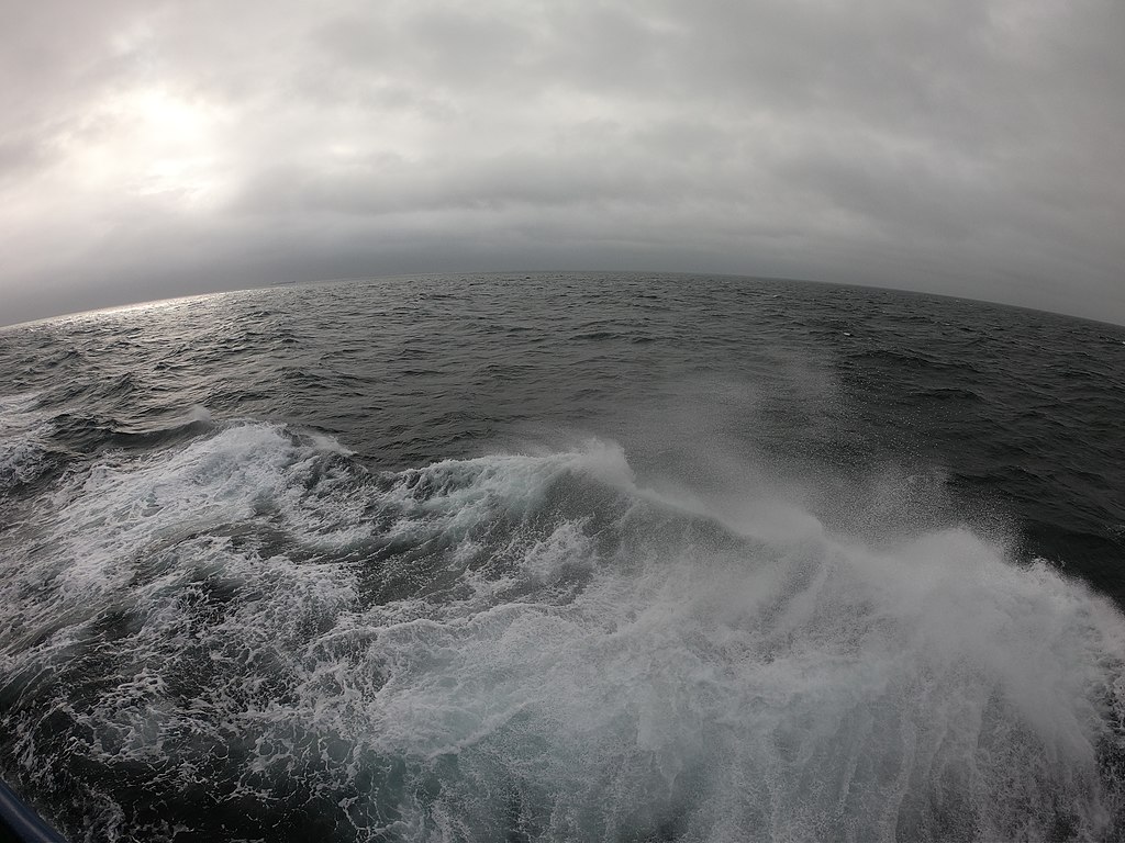 How much could you make as a qualified tugboat captain? : The Ship Report
